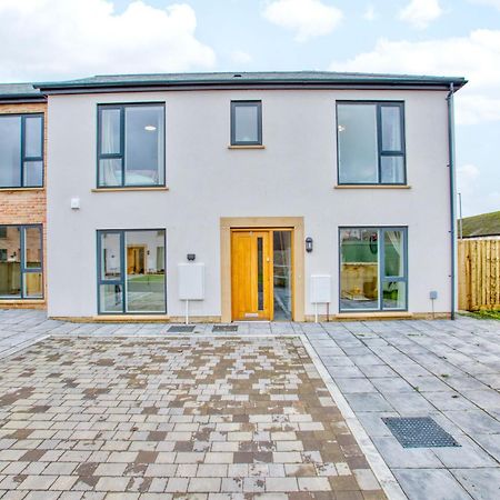 St Ives Bay - Immaculate Brand New 3Bed - Free Parking - Beach - Wifi Хейл Екстериор снимка