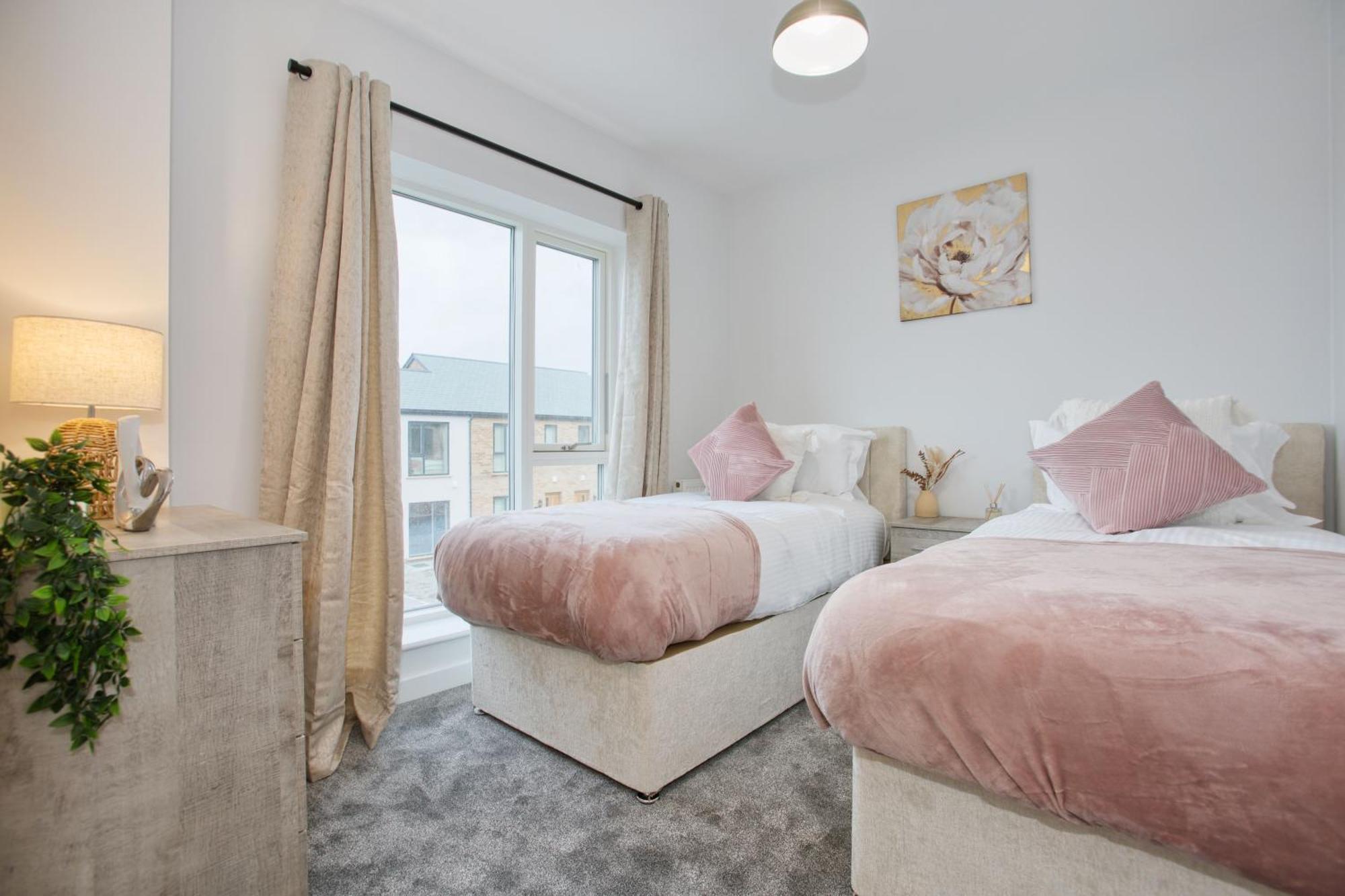 St Ives Bay - Immaculate Brand New 3Bed - Free Parking - Beach - Wifi Хейл Екстериор снимка