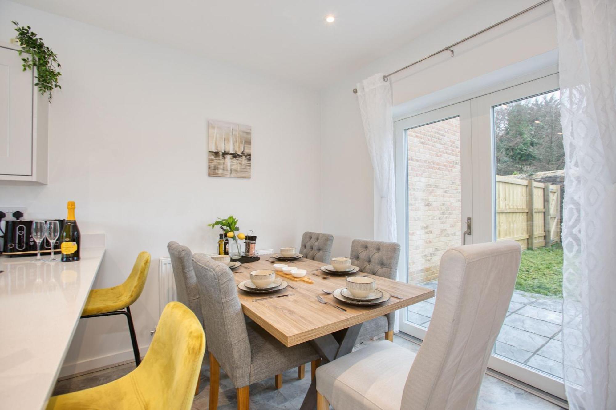 St Ives Bay - Immaculate Brand New 3Bed - Free Parking - Beach - Wifi Хейл Екстериор снимка